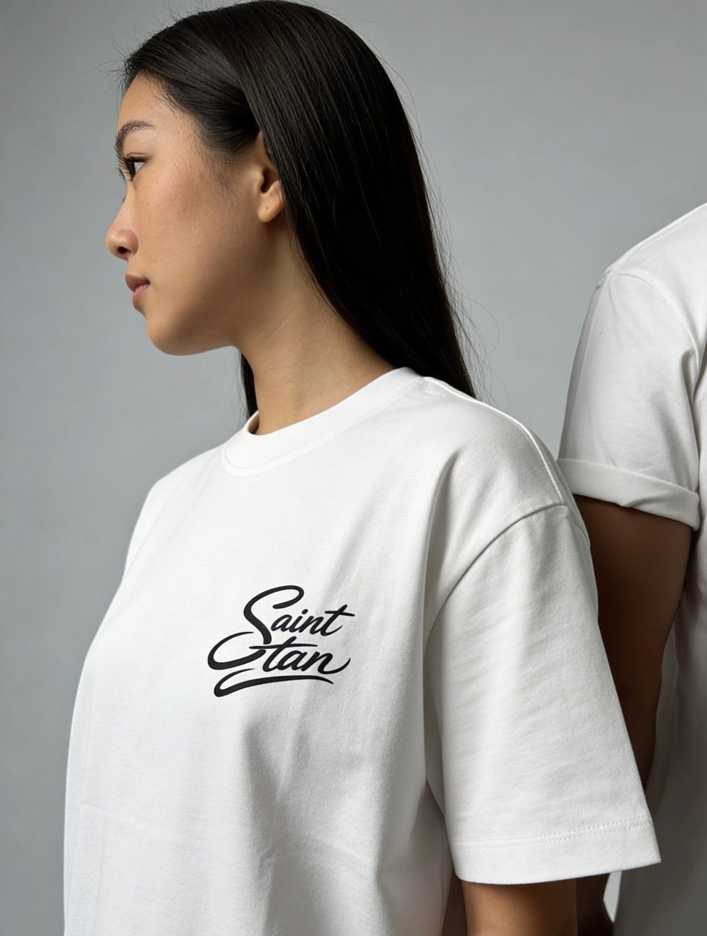 OVERSIZED "FAMILY OVER EVERYTHING" TEE